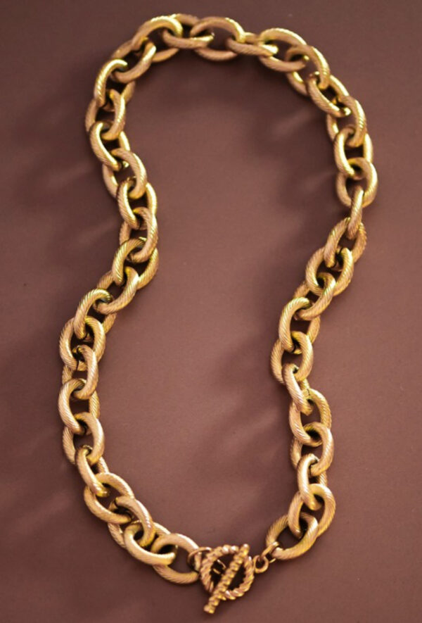 18k Chunky Chain Necklace - Image 2