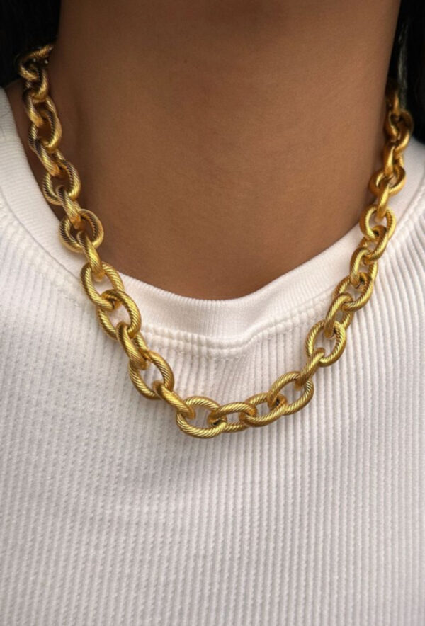 18k Chunky Chain Necklace - Image 3